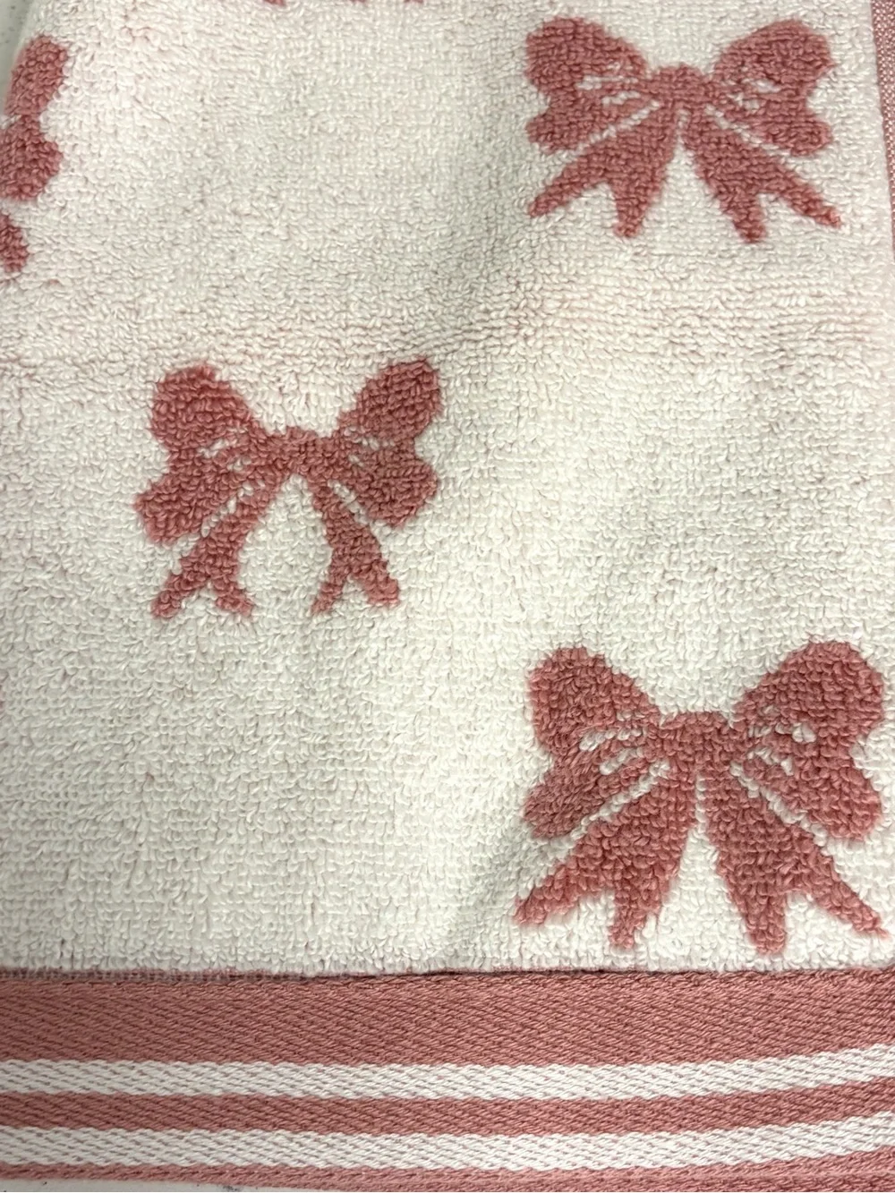 NWOT, 2- Pack Reversible Bow Hand Towels, Coquette Pink & White, 100% Cotton